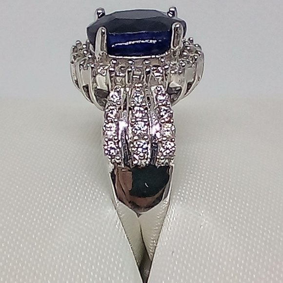 gorgeous blue sapphire ring! size 6 - Picture 2 of 9